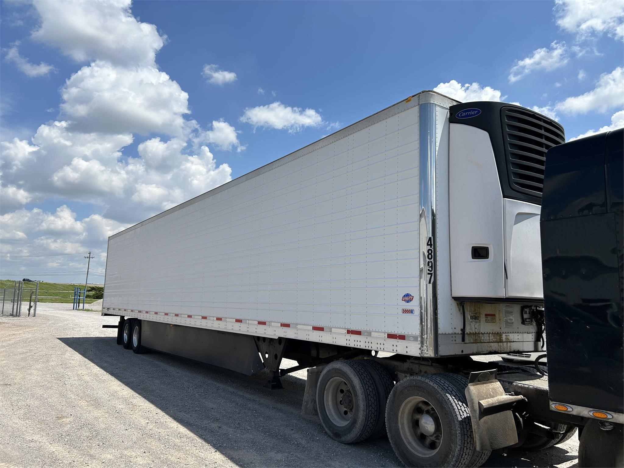 2017 UTILITY REEFER - image 2 of 6