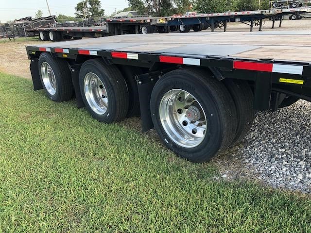 2025 DOONAN BLACK GOLD 53X102 TRIAXLE - image 5 of 6