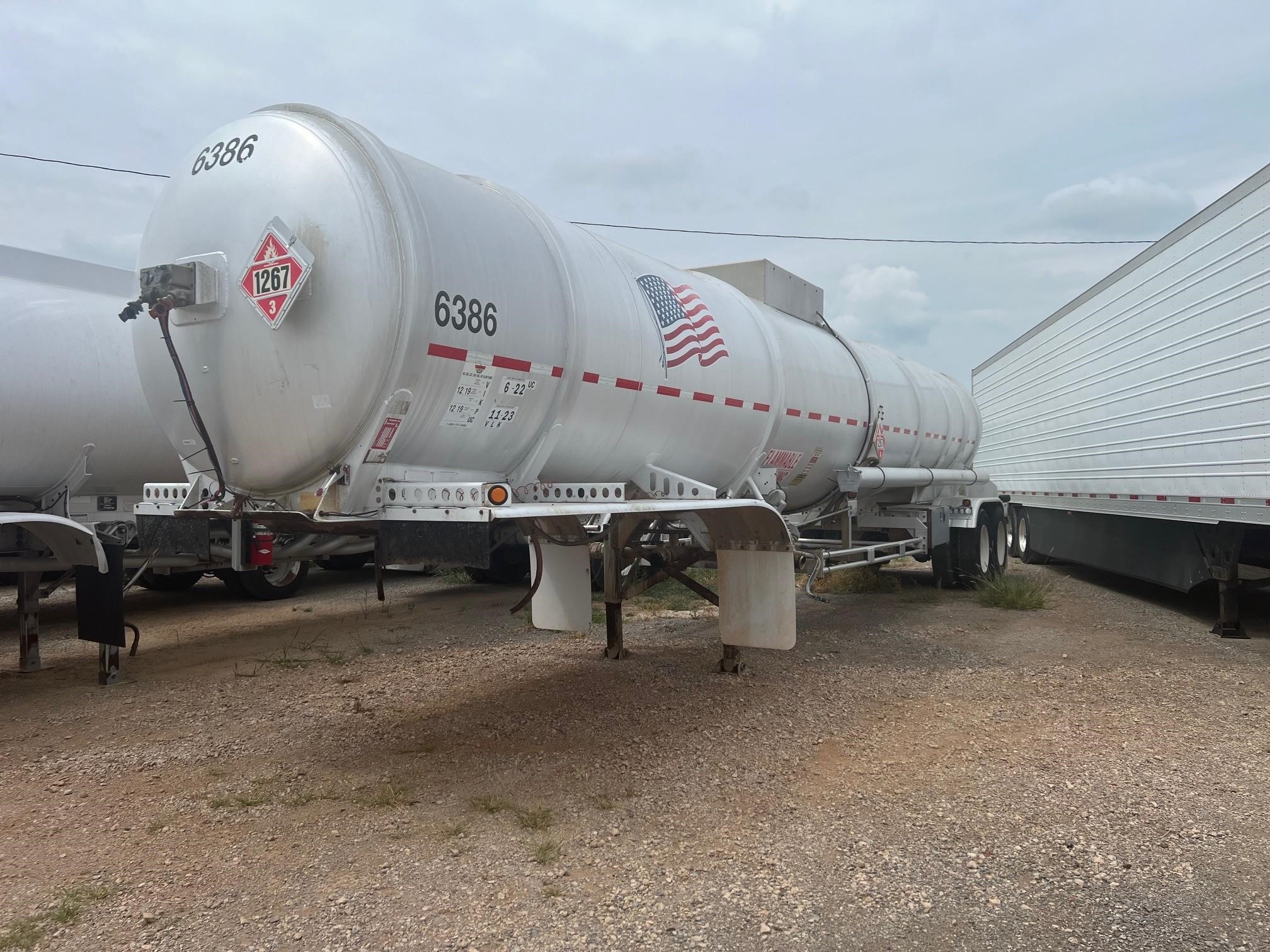 2010 STEPHENS CRUDE TANK - image 1 of 6